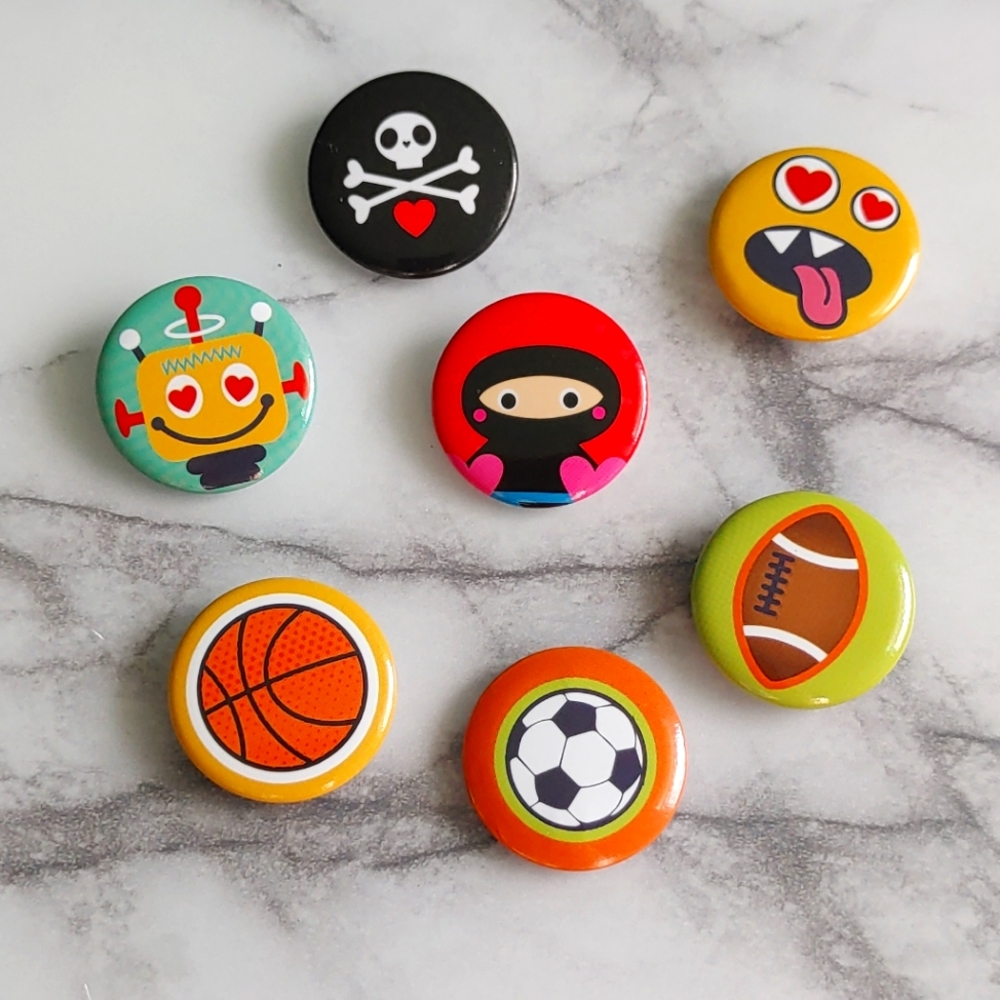 Cute Pin Set - Picture 1 of 3